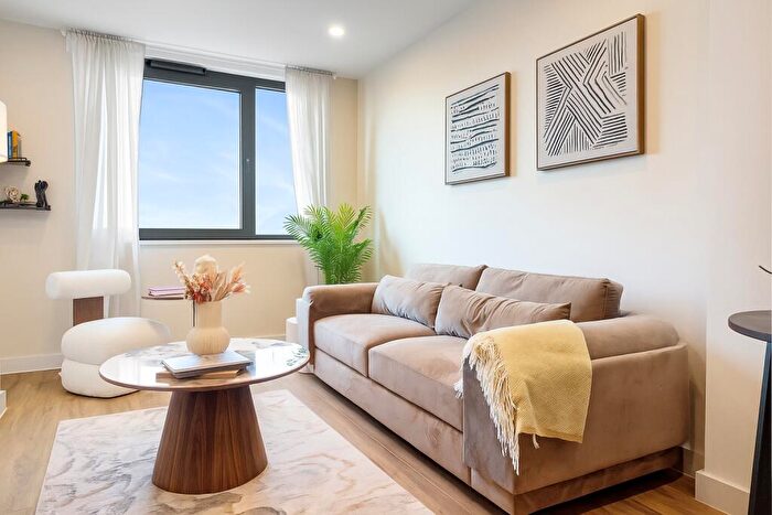 1 Bedroom Flat For Sale In Davigdor Road, Hove, East Sussex, BN3