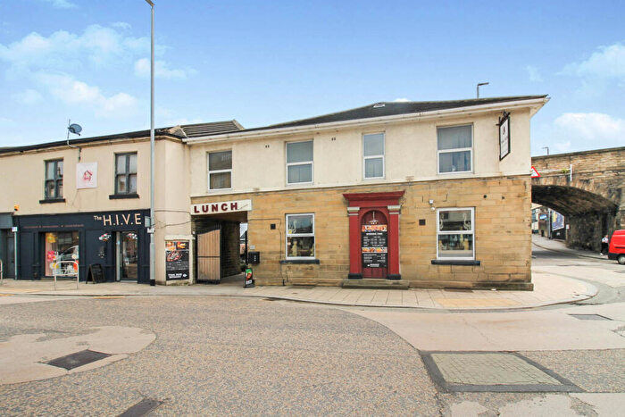 1 Bedroom Flat To Rent In Town Street, Stanningley, Pudsey, LS28