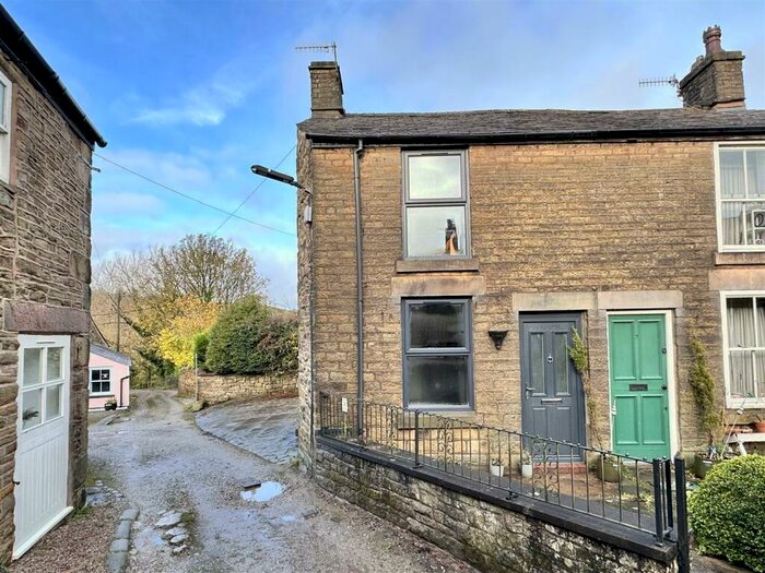 2 Bedroom Semi-Detached House To Rent In Roebuck Place, Chapel-En-Le-Frith, High Peak, SK23