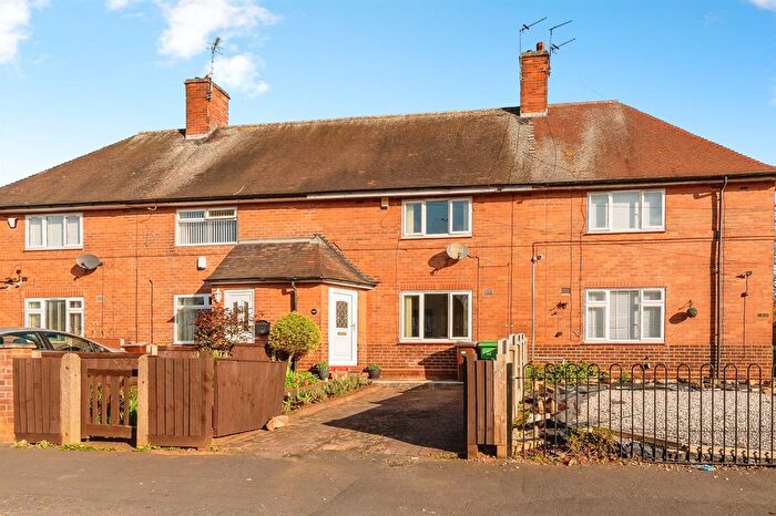 3 Bedroom Terraced House For Sale In Denewood Crescent, Nottingham, NG8