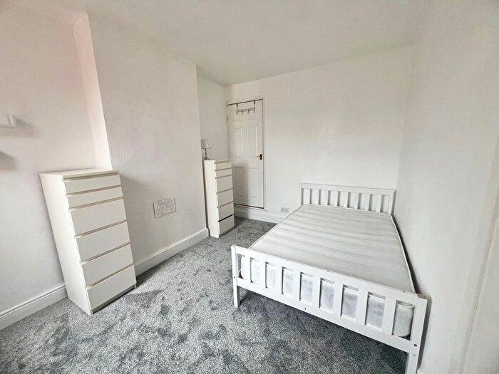 3 Bedroom Terraced House To Rent In Rowan Street, Leicester, LE3