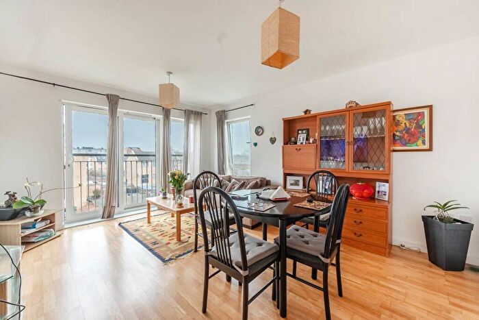 2 Bedroom Flat For Sale In Fortune Avenue, Edgware, HA8