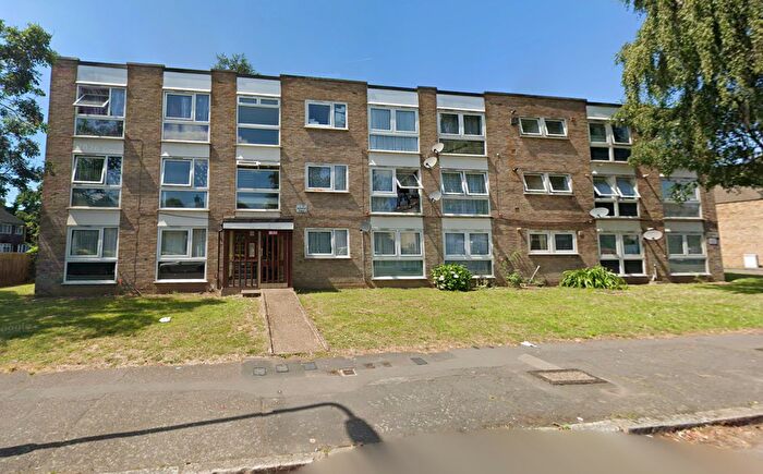 2 Bedroom Flat For Sale In Atherton Place, Southall, UB1