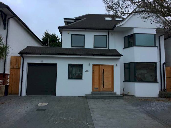 5 Bedroom Detached House To Rent In Crespigny Road, Hendon, NW4