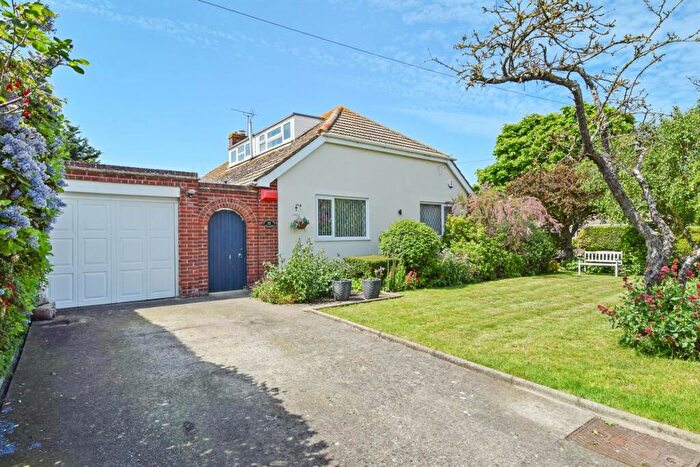 5 Bedroom Detached House For Sale In Lonsdale Avenue, Margate, CT9