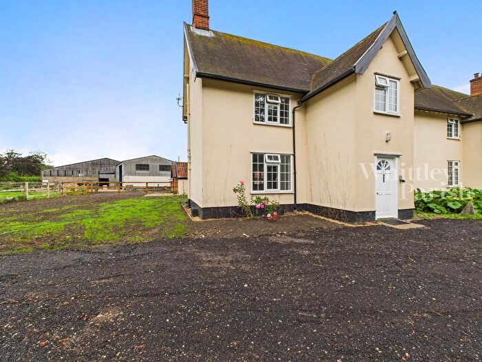 2 Bedroom Semi-Detached House To Rent In Grange Farmhouse, Thelveton, IP21