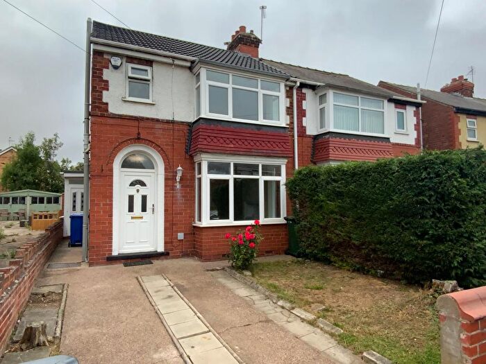 3 Bedroom Semi-Detached House To Rent In Wivelsfield Road, Doncaster, DN4