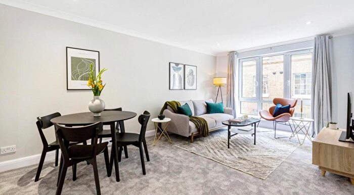 1 Bedroom Apartment For Sale In Spencer Heights, Bartholomew Close, London, EC1A