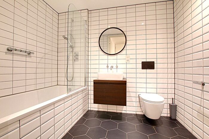 2 Bedroom End Of Terrace House To Rent In The Courtyard, (), London, NW1