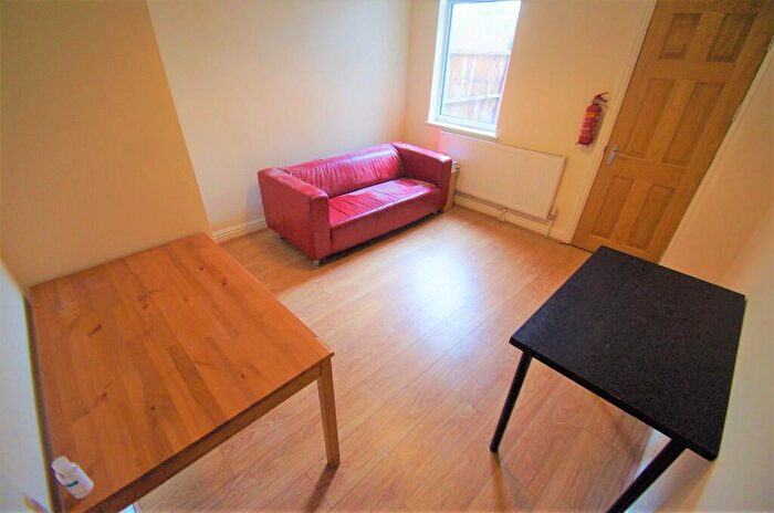 5 Bedroom Terraced House To Rent In Leopold Road, Coventry, CV1