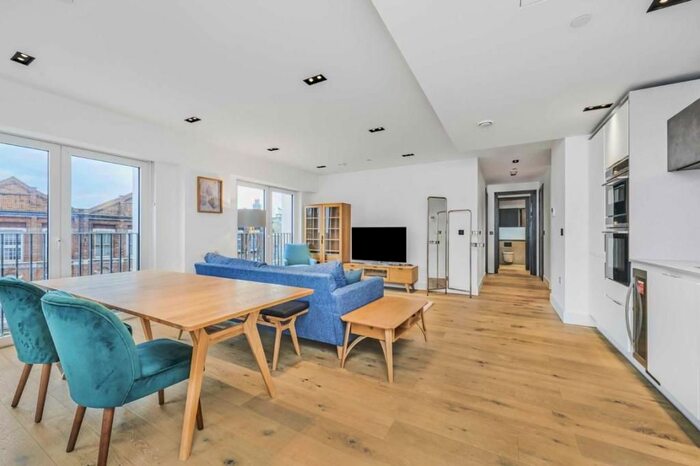 2 Bedroom Flat To Rent In Exchange Gardens, London, SW8