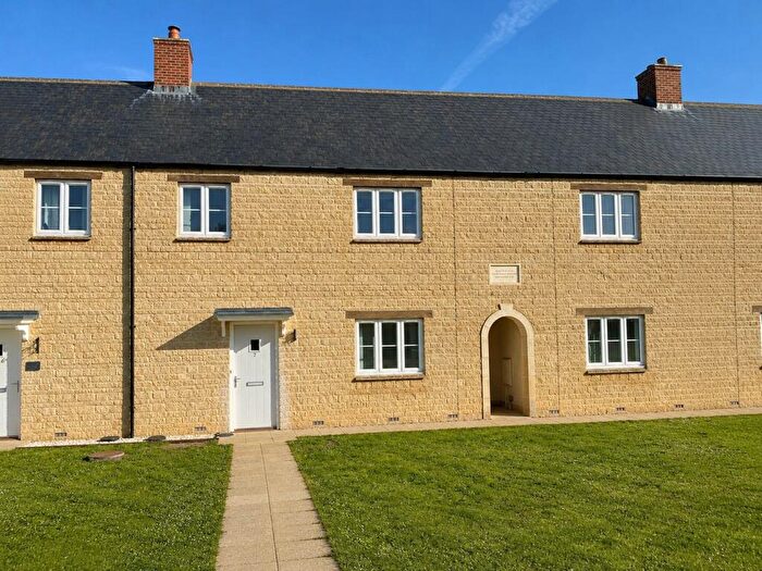 2 Bedroom Terraced House For Sale In Bens Close, Woodstock, Oxfordshire, OX20