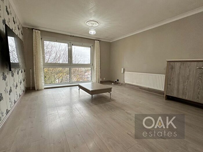 2 Bedroom Flat To Rent In Hungerdown, London, E4