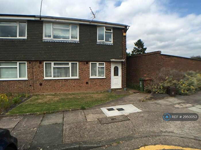 2 Bedroom Maisonette To Rent In Gresswell Close, Sidcup, DA14