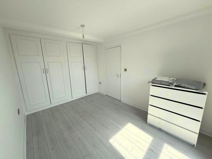 3 Bedroom Apartment To Rent In The Vista Building, Calderwood Street, Woolwich, London, SE18