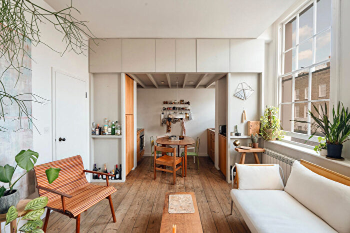 1 Bedroom Flat For Sale In St Peter's Street, London, N1