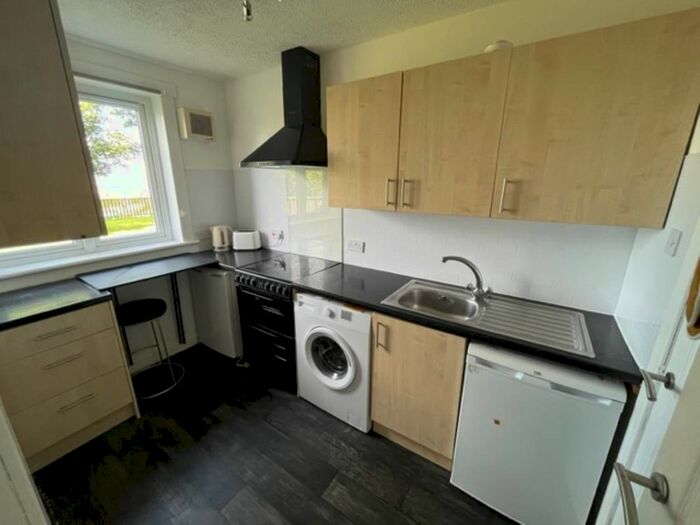 1 Bedroom Flat To Rent In Orleans Place, Dundee, DD2