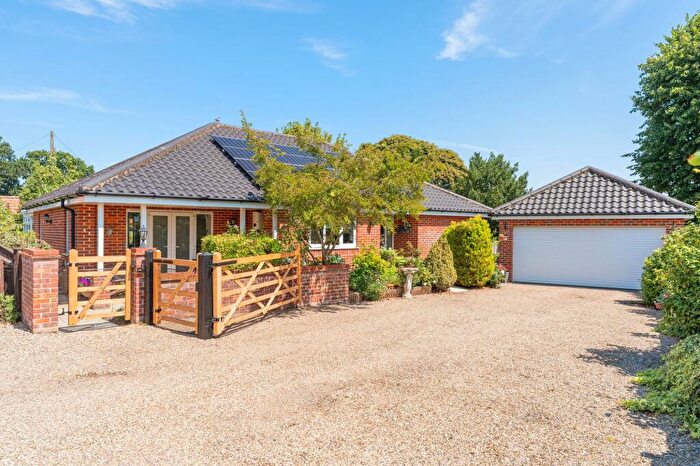 3 Bedroom Detached Bungalow For Sale In Mill Road, Ashby St. Mary, NR14