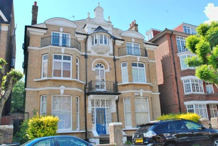 Studio To Rent In Cleve Road, London, NW6