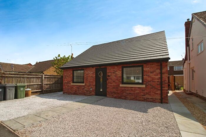 3 Bedroom Detached Bungalow For Sale In The Grove, Market Deeping, PE6