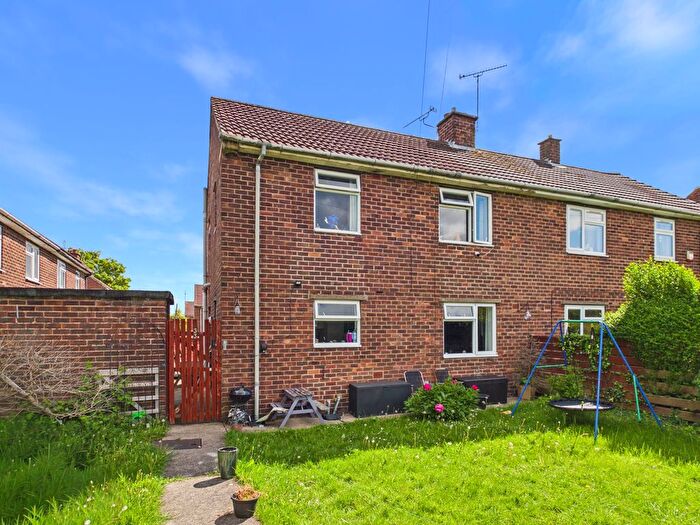 2 Bedroom Semi-detached House For Sale In Hardwick Lane, Sutton-In-Ashfield, Nottinghamshire, NG17