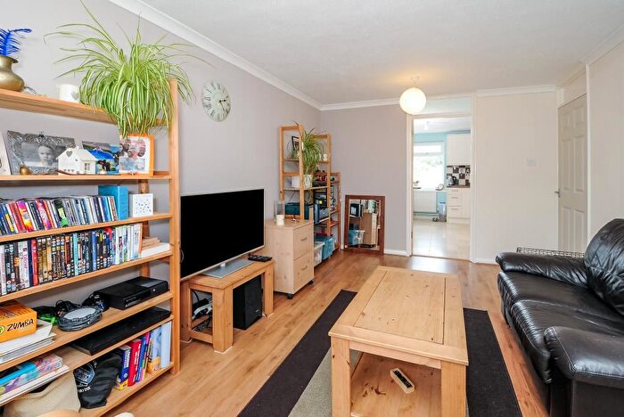 2 Bedroom Flat To Rent In Stowford Road, Headington, OX3