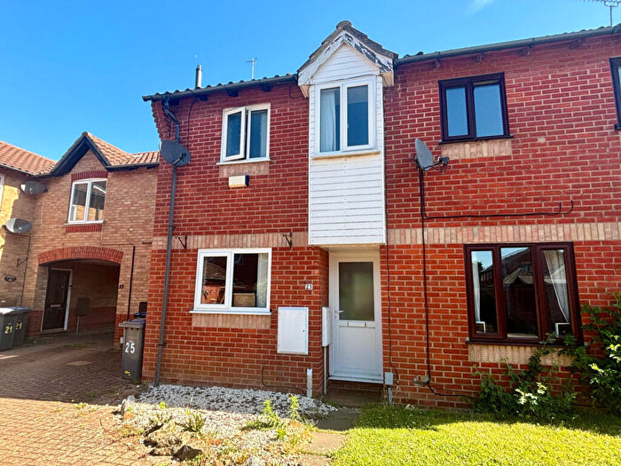 2 Bedroom Terraced House To Rent In Bredfield Close, Felixstowe, IP11
