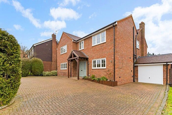 5 Bedroom Detached House To Rent In Wyngrave Place Beaconsfield, HP9