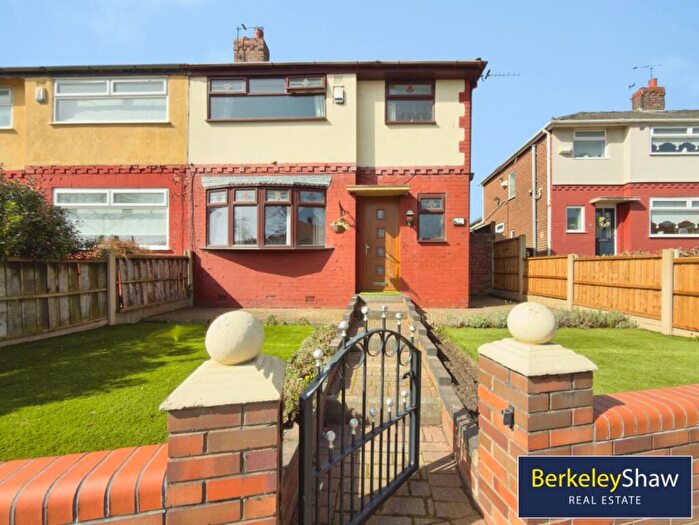 3 Bedroom Semi Detached House For Sale In Harris Drive, Bootle, L20