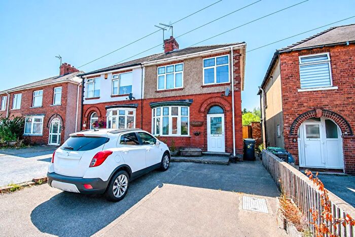 3 Bedroom Semi-Detached House For Sale In Glass House Hill, Codnor, Ripley, DE5