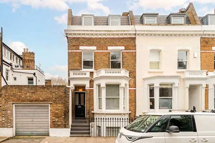 2 Bedroom Flat To Rent In Stadium Street, London, SW10