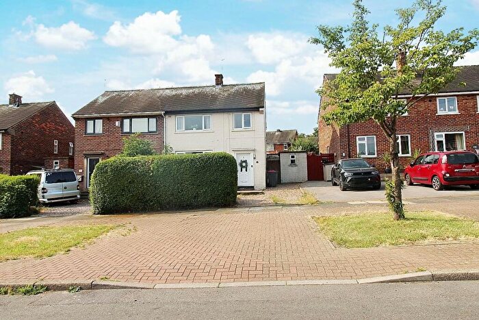 3 Bedroom Semi-Detached House For Sale In Spring Croft, Rotherham, S61