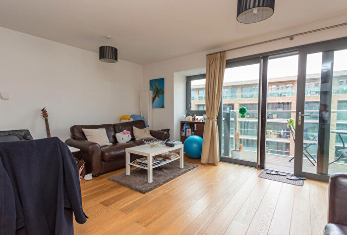 1 Bedroom Apartment To Rent In Surrey Quays Road, London, Greater London, SE16