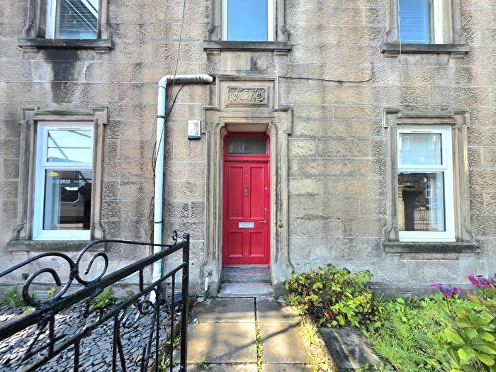 2 Bedroom Flat To Rent In Burnbank Road, Hamilton, North Lanarkshire, ML3