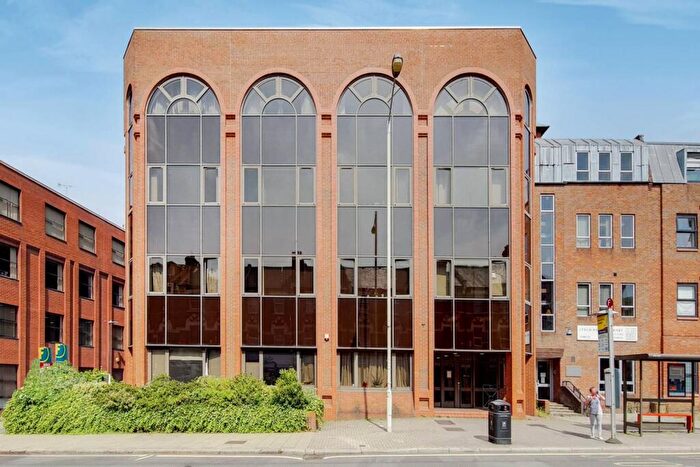 Studio For Sale In Peterborough Road, Harrow, HA1