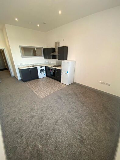 1 Bedroom Flat To Rent In Dudley Road, Brierley Hill, DY5
