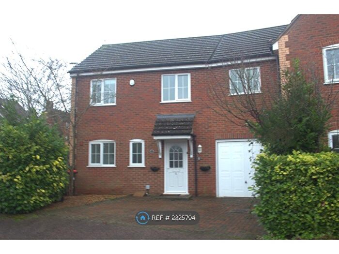 3 Bedroom Semi-Detached House To Rent In Walden Croft, Simpson, Milton Keynes, MK6