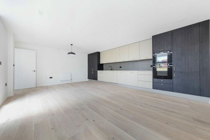 1 Bedroom Flat To Rent In Summerson House, A Catherine Street, St Albans, St. Albans, AL3