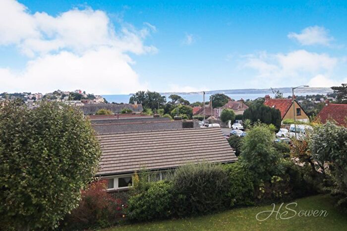 2 Bedroom Flat To Rent In Barton Road, Torquay, TQ1