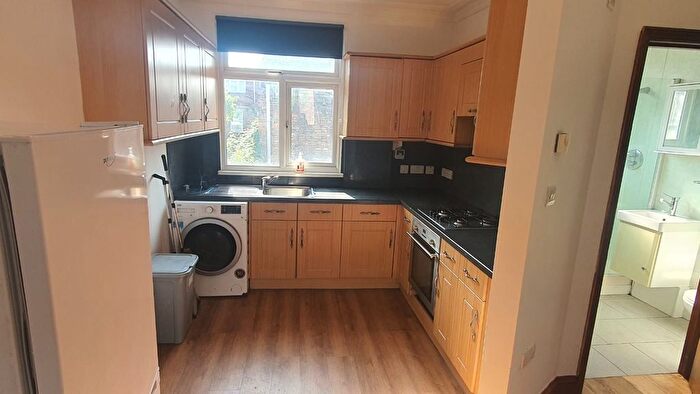 1 Bedroom Maisonette To Rent In Kingthorpe Terrace, Brentfield Road, London, NW10