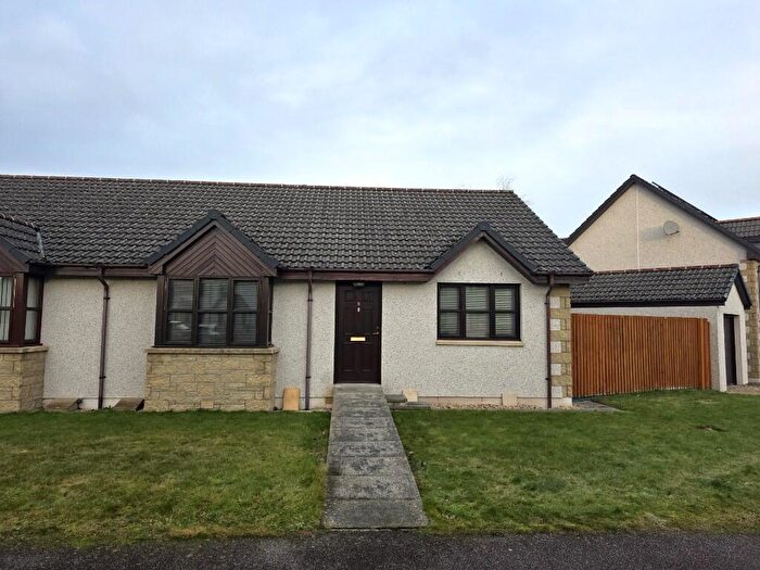 3 Bedroom Semi-Detached Bungalow For Sale In Knockomie Rise, Forres, Moray, IV36