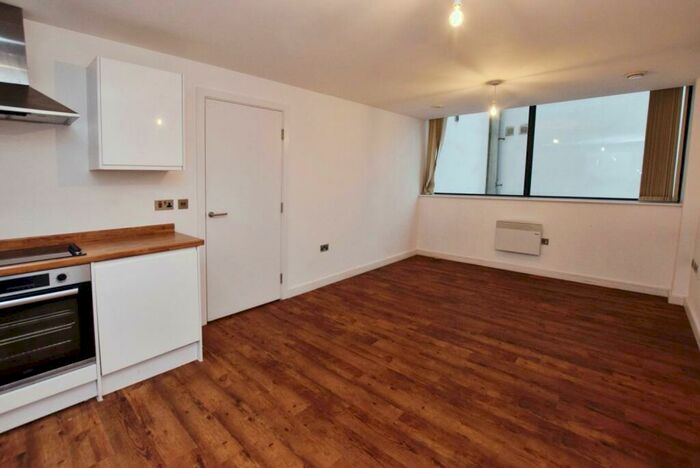 1 Bedroom Flat To Rent In Ashton Lane, Sale, Greater Manchester, M33