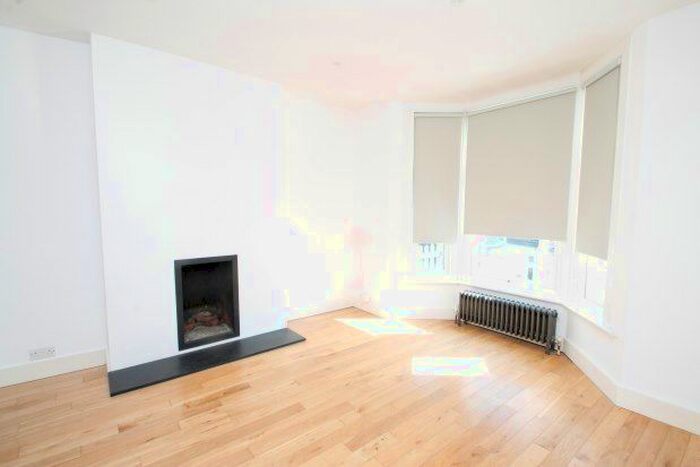 3 Bedroom Property To Rent In Larkbere Road, London, SE26
