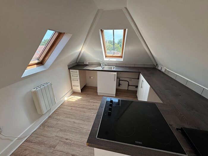 1 Bedroom Flat To Rent In Fordwich Road, Canterbury, CT2