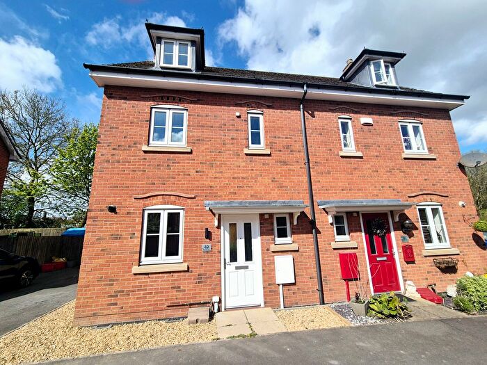 3 Bedroom Semi-Detached House To Rent In Discovery Close, Coalville, LE67