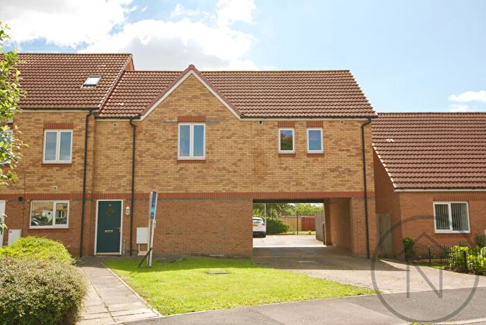 2 Bedroom Coach House To Rent In Hawkshead Place, Newton Aycliffe, DL5