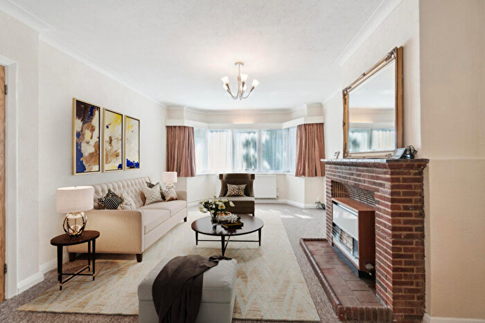 3 Bedroom Semi Detached House To Rent In Anglesmede Crescent, Pinner, HA5