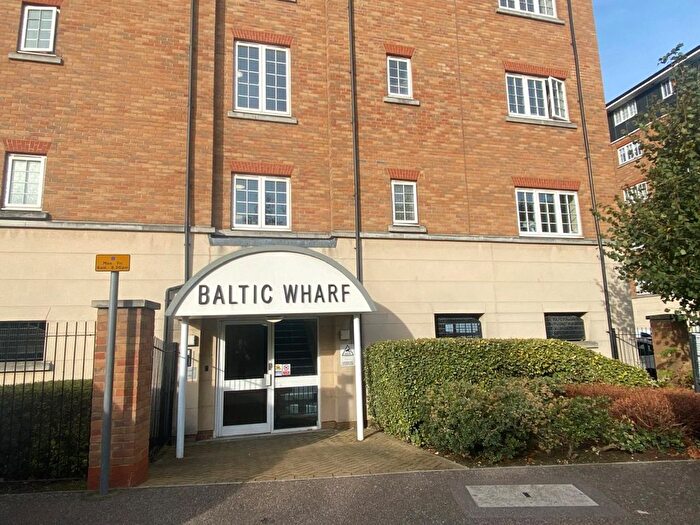 2 Bedroom Flat To Rent In Baltic Wharf, Clifton Marine Parade, Gravesend, Kent, DA11