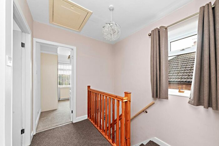 3 Bedroom Semi-Detached House For Sale In Woodlands Avenue, Lepton, HD8
