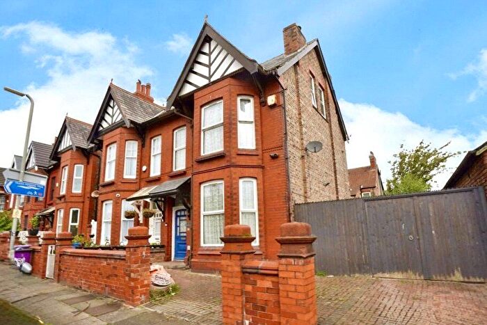 5 Bedroom Semi-Detached House For Sale In Melling Road, Liverpool, Merseyside, L9